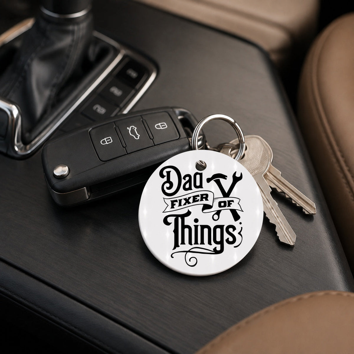 Dad Fixer of Things - Keychain in white